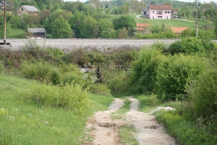 Land Donji Zvečaj, Duga Resa, 6.325m2