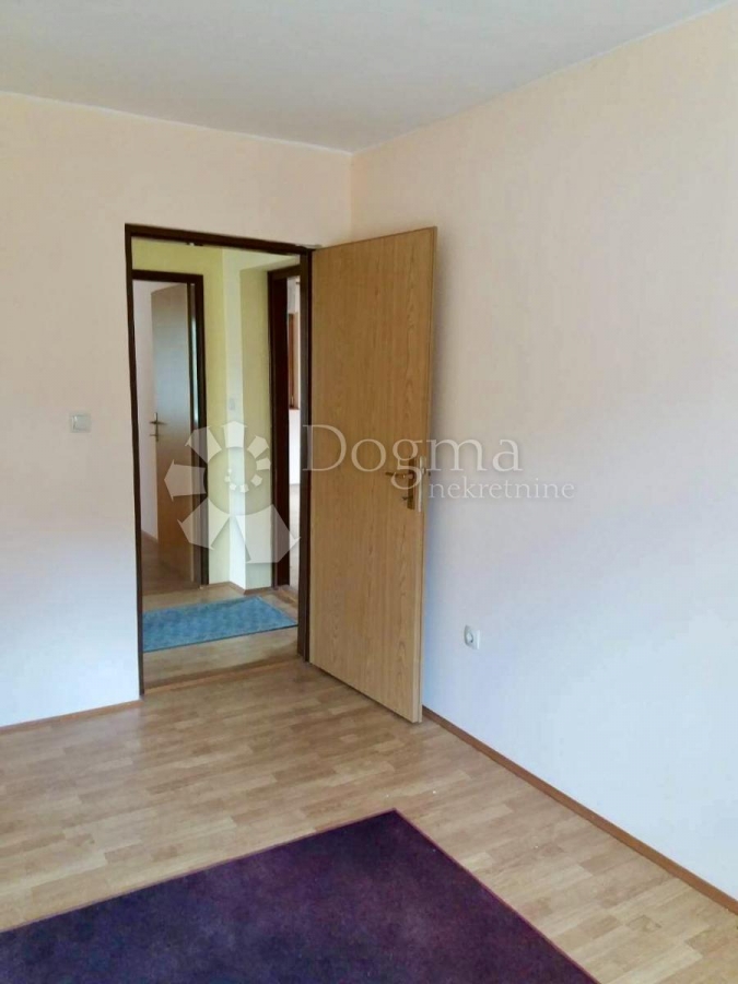 House Ravna Gora, 239m2