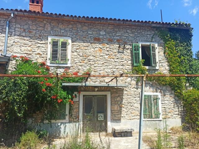 ISTRIEN, VALBANDON - Istrisches Haus mit Garten + Baugrundstück 1917 m2 - NAH AM MEER !!