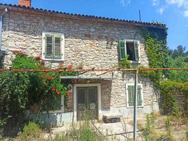 ISTRIEN, VALBANDON - Istrisches Haus mit Garten + Baugrundstück 1917 m2 - NAH AM MEER !!