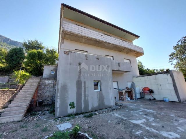 ISTRIA, LABIN, SURROUNDINGS - House on 3 floors and under renovation, 2 km from the sea