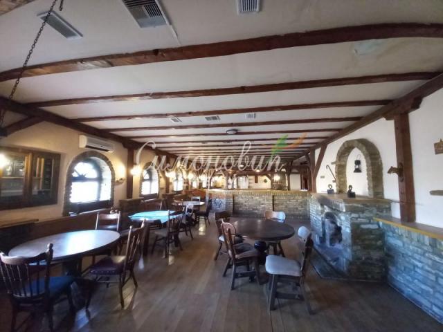 Horgoš, restoran sa apartmanima, 1094m2, ekskluzivna prodaja ID#1724