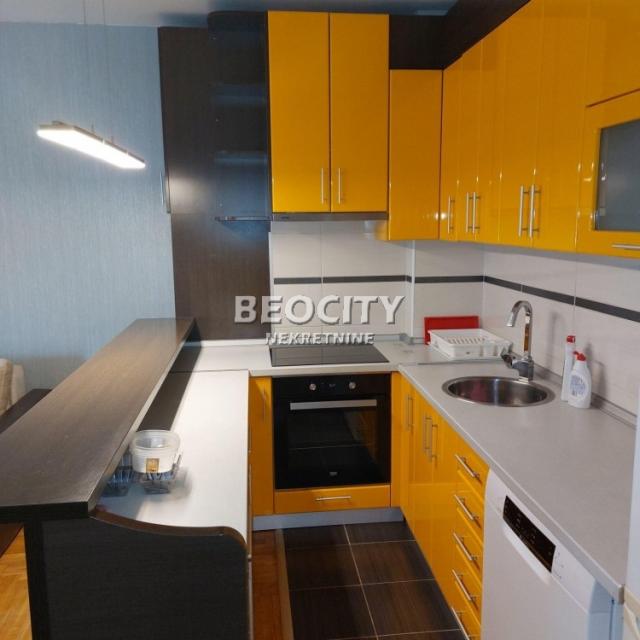 Novi Sad, Bulevar Evrope, Koste Racina, 3. 0, 85m2, 750EUR