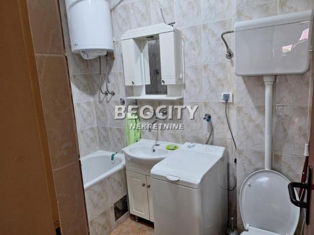 Novi Sad, Centar, Valentina Vodnika, 1. 5, 32m2, 350EUR