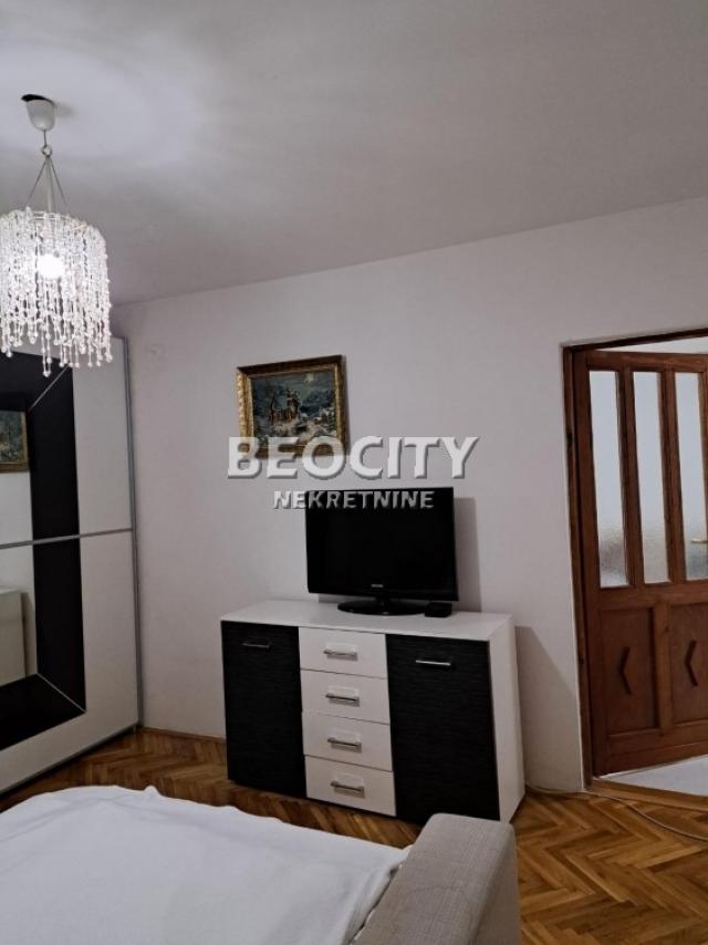 Novi Sad, Centar, Jevrejska, 2. 0, 50m2, 450EUR