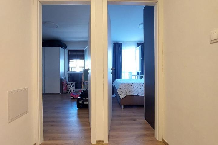 Istra, Pula, kompletno renoviran stan, NKP 72, 87 m2