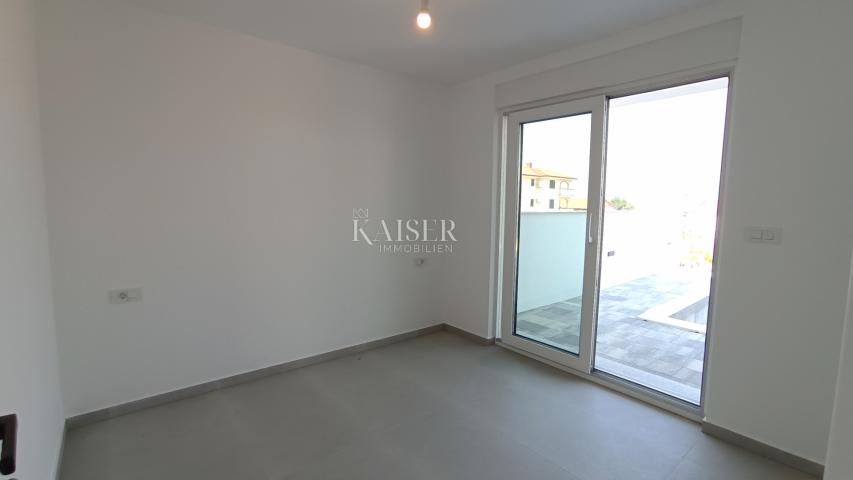 Malinska, Island of Krk - apartment 110m² with pool and sea view