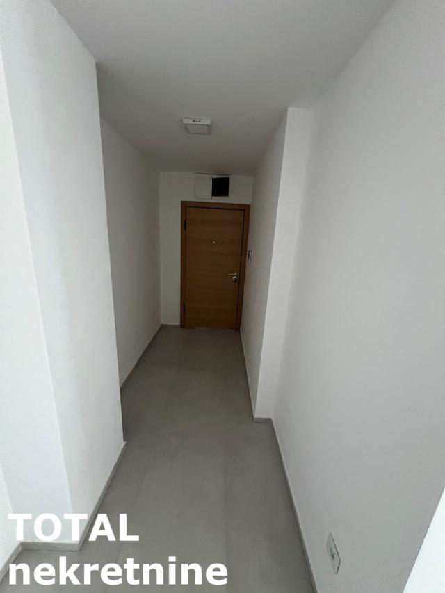 3 Trosoban stan NOVI SAD, 221450€