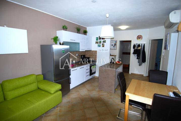 Istrien, Poreč, Umgebung – Apartment mit zwei Schlafzimmern, großem Garten und Gemeinschaftspool – G