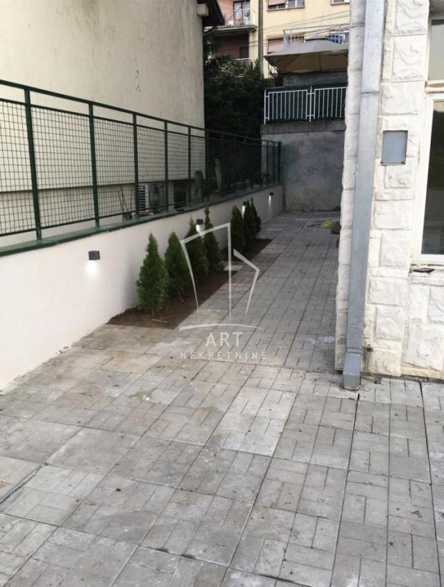 Kanarevo brdo, 129m2+dvorište 200m2 ID#8423