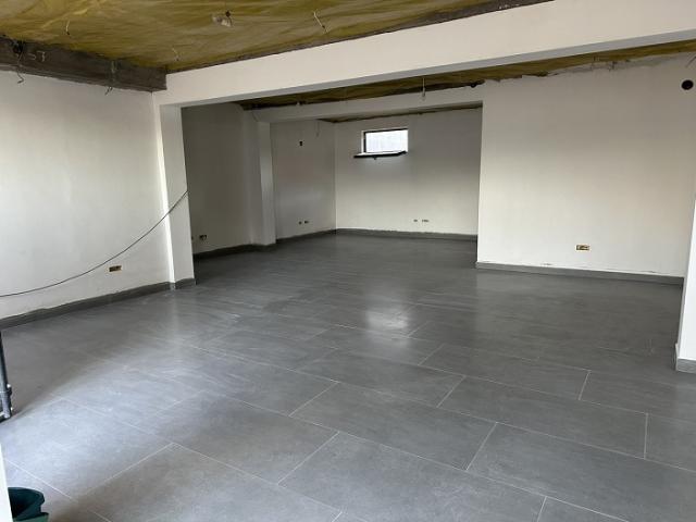 ZEMUN ZEMUN 90m2 , 1500e