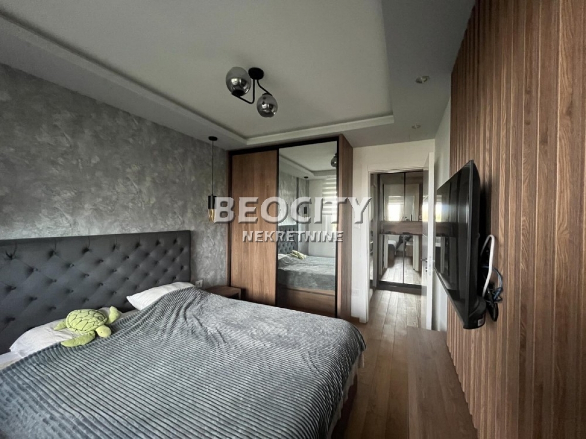 Novi Sad, Grbavica, Lasla Gala, 2. 0, 50m2, 800EUR