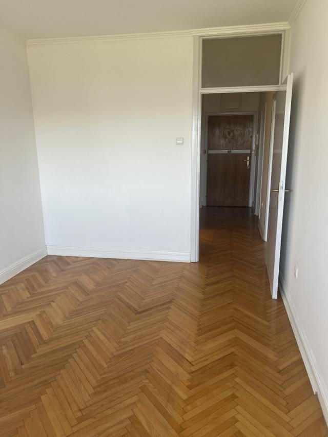 NOVI SAD - SAJAM - 51. 00 m2