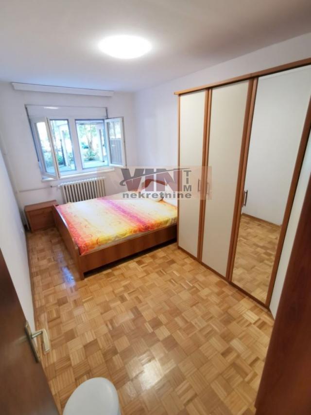 NOVI BEOGRAD BEZANIJSKA KOSA 84m2 , 26(T) , 249000e