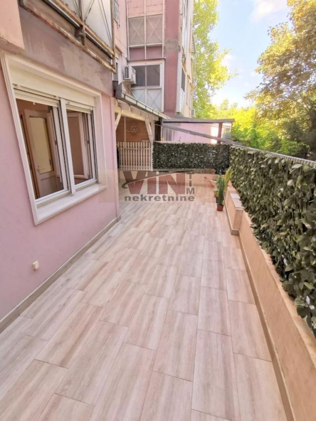 NOVI BEOGRAD BEZANIJSKA KOSA 84m2 , 26(T) , 249000e