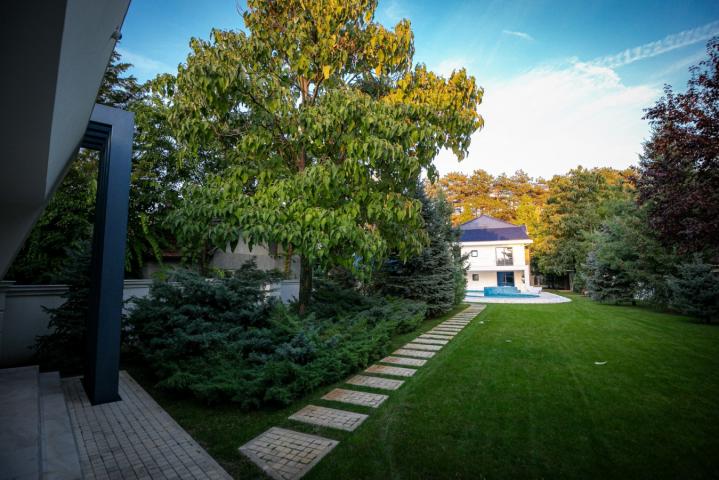 Luxurious Villa in the Most Attractive Part of Palić