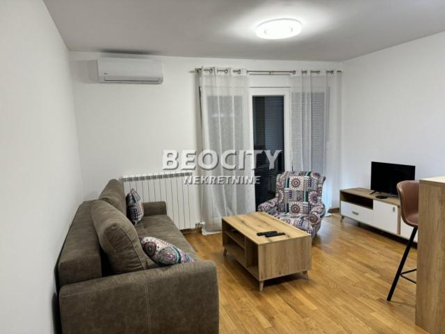 Voždovac, Lekino brdo, Rade Neimara, 1. 5, 47m2, 700EUR