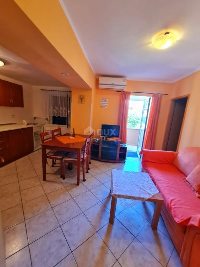 VELI LOŠINJ - apartmanska kuća sa lijepom okućnicom