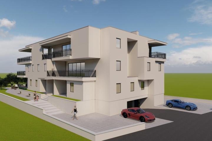 Istra, Umag, Trosoban stan u prizemlju NKP 82, 05 m2, 400 m od mora 