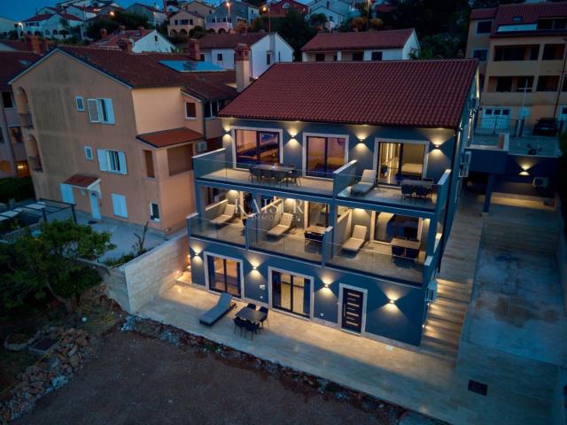 Mali Lošinj - luksuzna kuća sa 6 apartmana