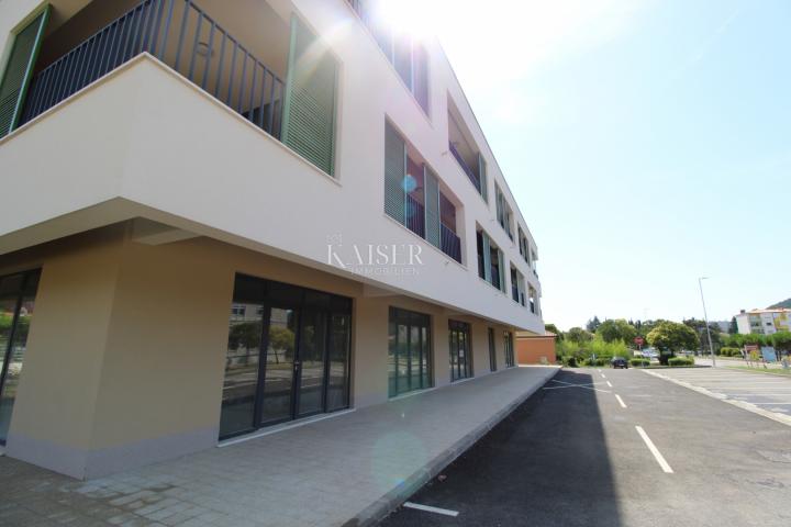 Labin, center - new building 1 bedroom + living room, 51 m2