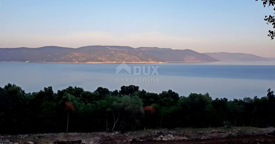 ISTRIEN, RABAC - Geräumiges Grundstück mit Meerblick