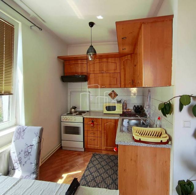 One and a half bedroom apartment 40m2 Sokolović Colony for sale