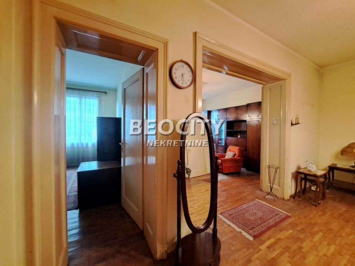 Vračar, Cvetni trg, , 3. 0, 94m2, 326000EUR