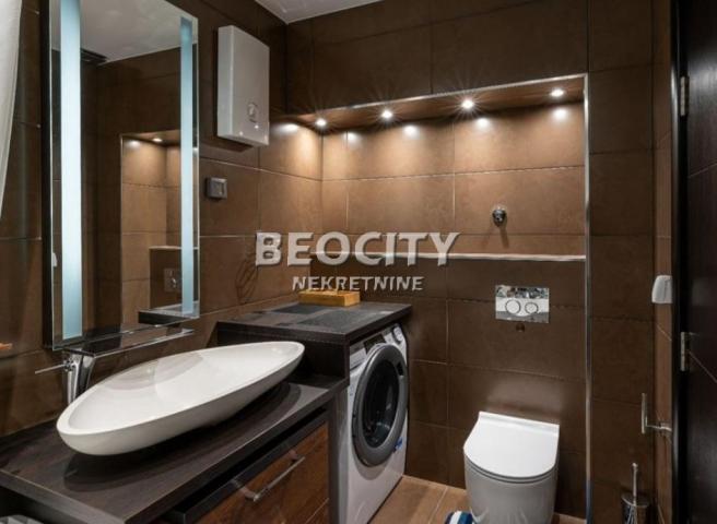 Stari grad, Centar, Braće Jugović, 4. 0, 87m2, 2000EUR