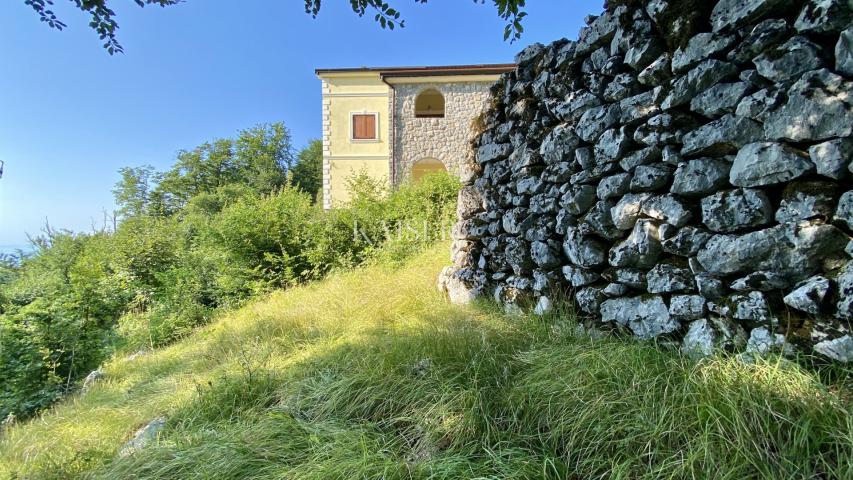 Opatija, Poklon - Villa in dem Naturpark mit Meerblick