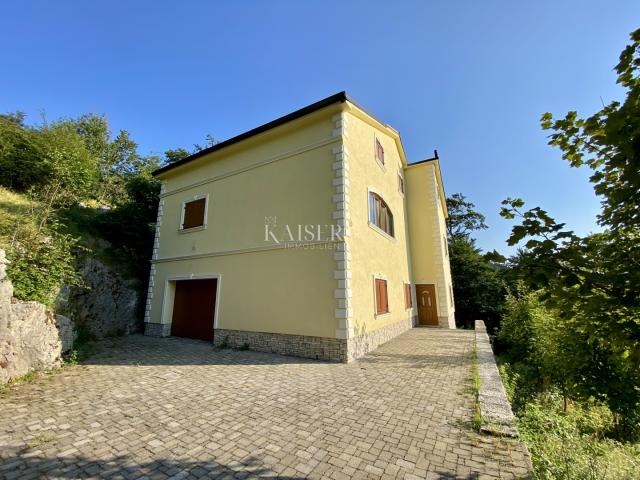 Opatija, Poklon - Villa in dem Naturpark mit Meerblick