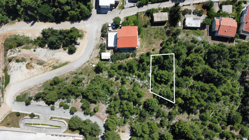 Land Starigrad, 380m2