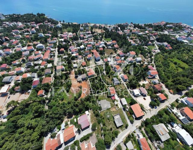 Land Starigrad, 1.470m2