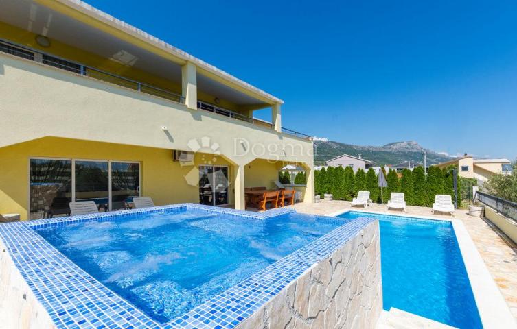 Haus Kaštel Stari, Kaštela, Da, 389m2