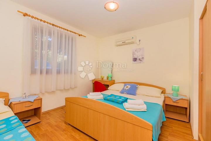 Apartmanska kuća u Sukošanu