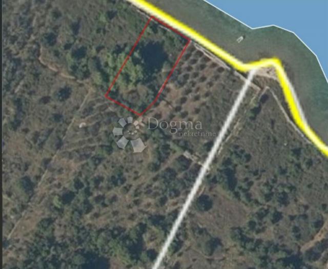 Land Prvić Šepurine, Vodice, Prvić, 1.268m2