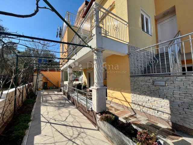 BILICE (ŠIBENIK) - APARTMENTHAUS 100 M VOM MEER ENTFERNT