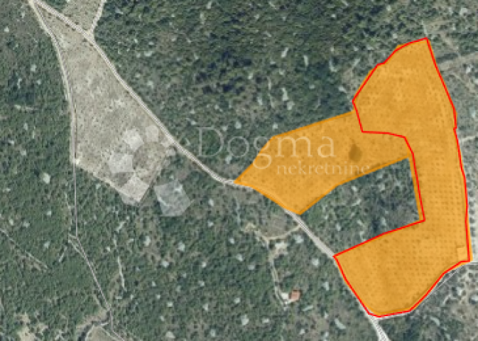 Grundstück Sutivan, 35.000m2