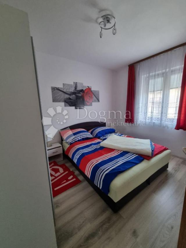 Istra - kuća s 5 apartmana u blizini Poreča