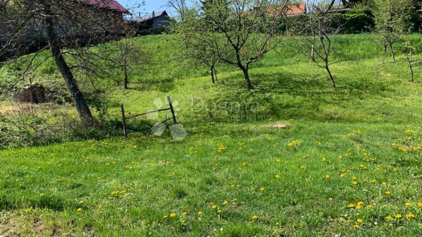 Land Bidrovec, Podsljeme, 608m2