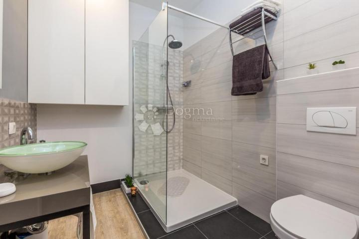 Flat Centar, Rijeka, 96,13m2