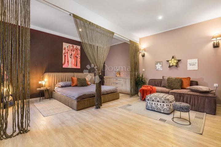 Flat Centar, Rijeka, 96,13m2