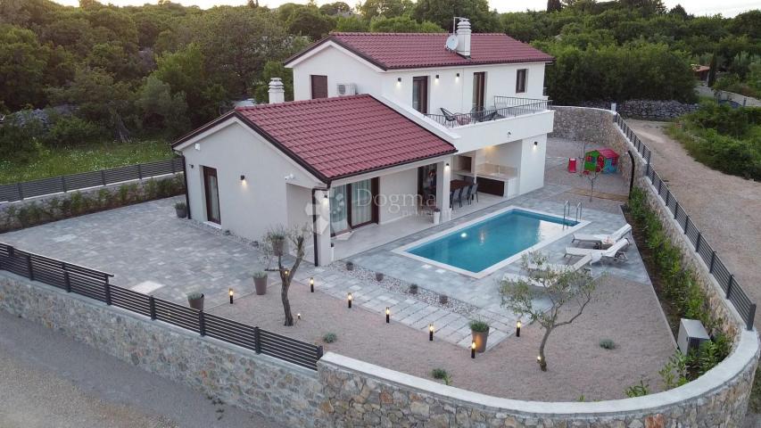 OTOK KRK MIRNA LOKACIJA - MODERNA VILLA