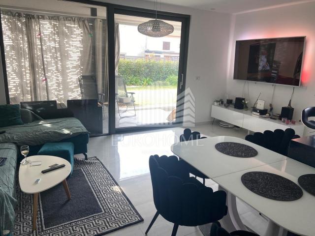 Flat Vidikovac, Zadar, 82m2