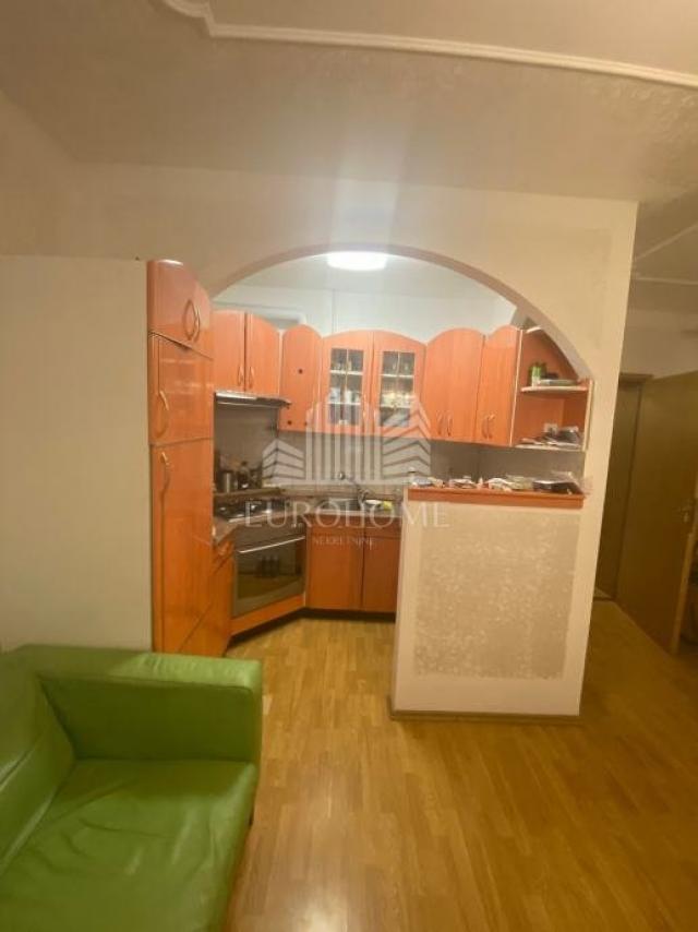 Flat Maksimir, 55m2