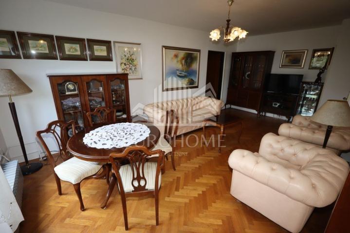 Flat Maksimir, 55m2