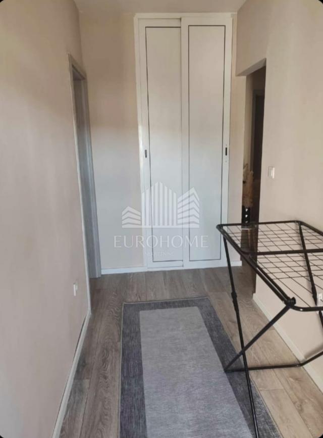 Flat Benkovac, 89,47m2