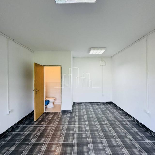 Multipurpose office space 19m2 Šip Center for rent