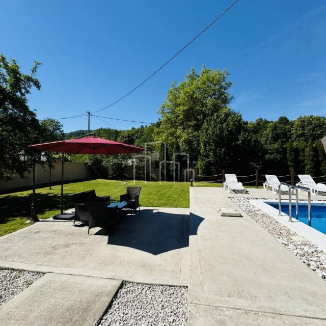 Luxusvilla mit Pool im Osten von Sarajevo zu vermieten