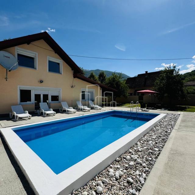 Luxusvilla mit Pool im Osten von Sarajevo zu vermieten